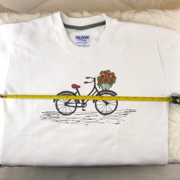 NWT Sweatshirt Bicycle Geranium Basket Sweatshirt Ladies Size Small Hand Painted - Picture 3 of 8